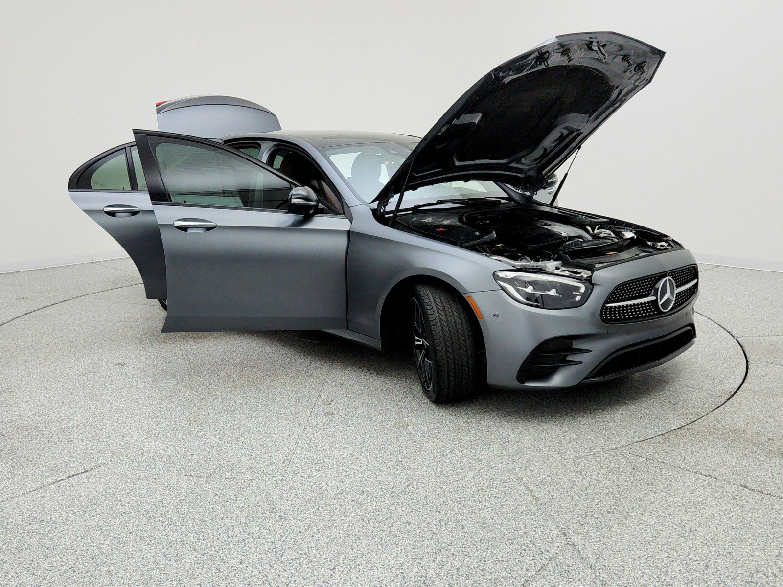 Used 2022 Mercedes-Benz E 350 Sedan image 10