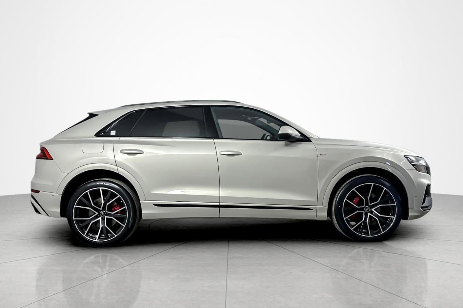 Used 2023 Audi Q8 Premium Plus w/ Premium Plus Package AWD/4WD image 6