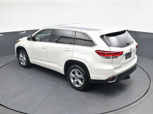 Used 2019 Toyota Highlander Limited FWD image 27