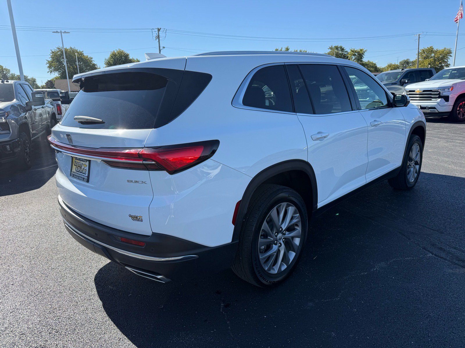 Used 2026 Buick Enclave Preferred FWD image 5