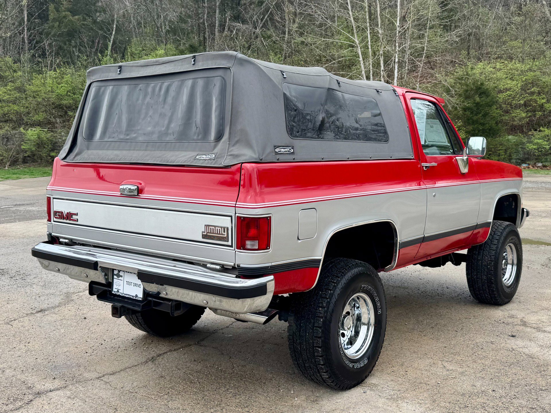 Used 1989 GMC Jimmy 4WD image 3