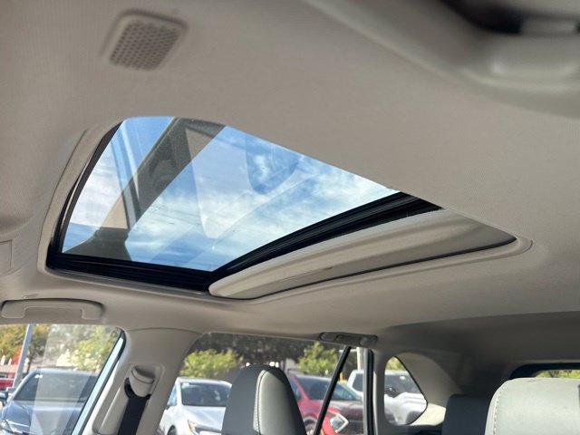 Used 2025 Toyota RAV4 XLE Premium w/ Weather Package FWD image 10
