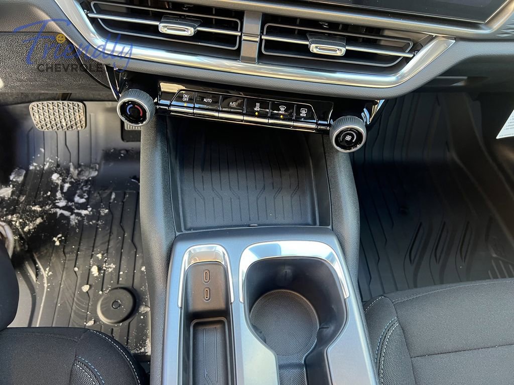 New 2026 Chevrolet Equinox EV LT FWD image 9