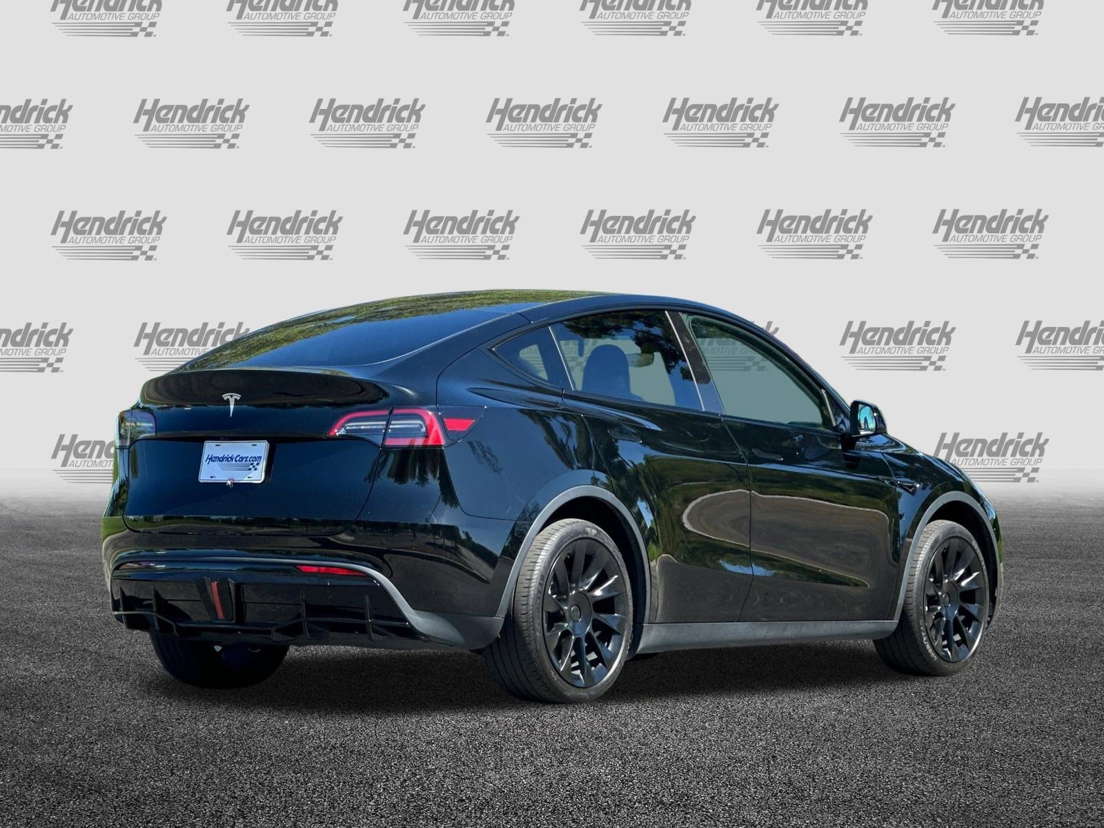 Used 2023 Tesla Model Y Long Range image 5