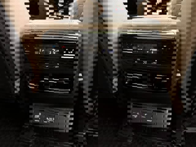 Certified 2024 Acura MDX FWD w/ Technology Package image 33