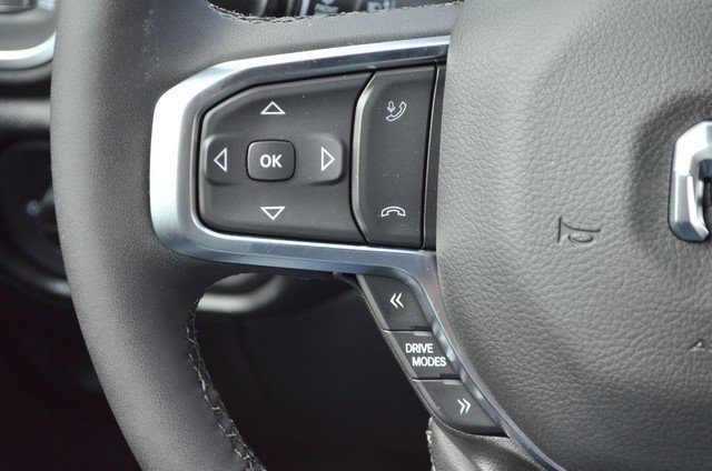 New 2026 RAM 1500 4x4 Crew Cab image 17