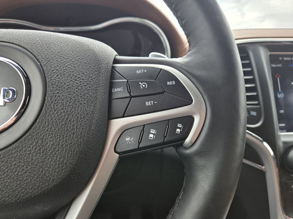 Used 2018 Jeep Grand Cherokee Summit w/ Platinum Series Group AWD/4WD image 19