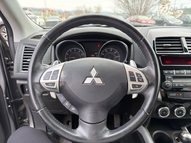 Used 2013 Mitsubishi Outlander Sport SE AWD/4WD image 13