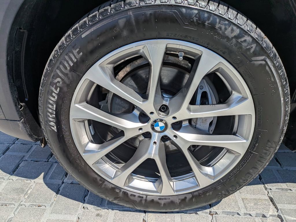 Certified 2025 BMW X5 xDrive40i w/ Climate Comfort Package AWD/4WD image 10