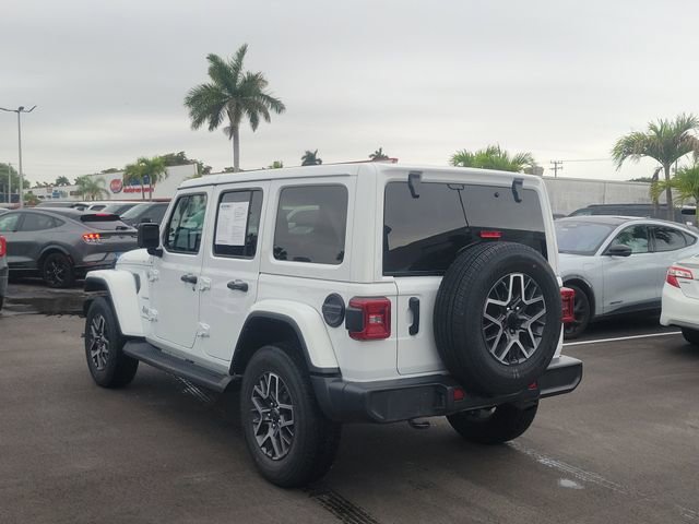 Used 2024 Jeep Wrangler Sahara image 3