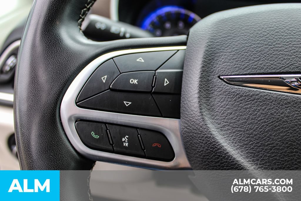 Used 2023 Chrysler Voyager LX FWD image 22