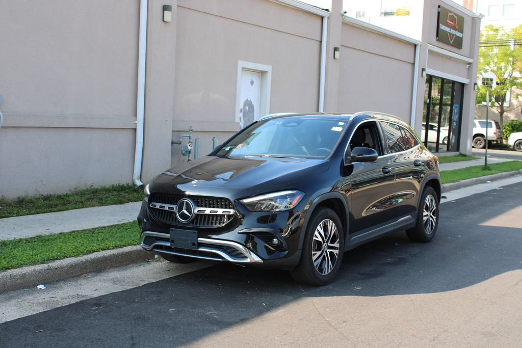 Used 2025 Mercedes-Benz GLA 250 image 3