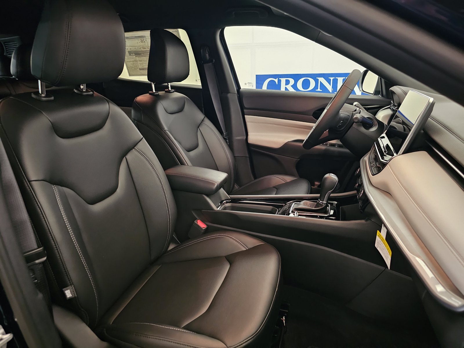 New 2026 Jeep Compass Limited AWD/4WD image 24