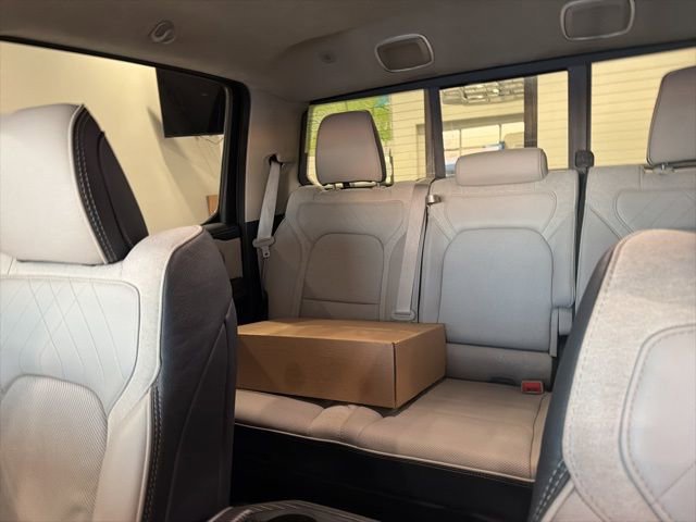 Used 2024 RAM 1500 Limited image 16