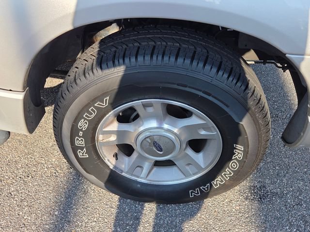Used 2004 Ford Explorer Sport Trac XLS RWD image 16