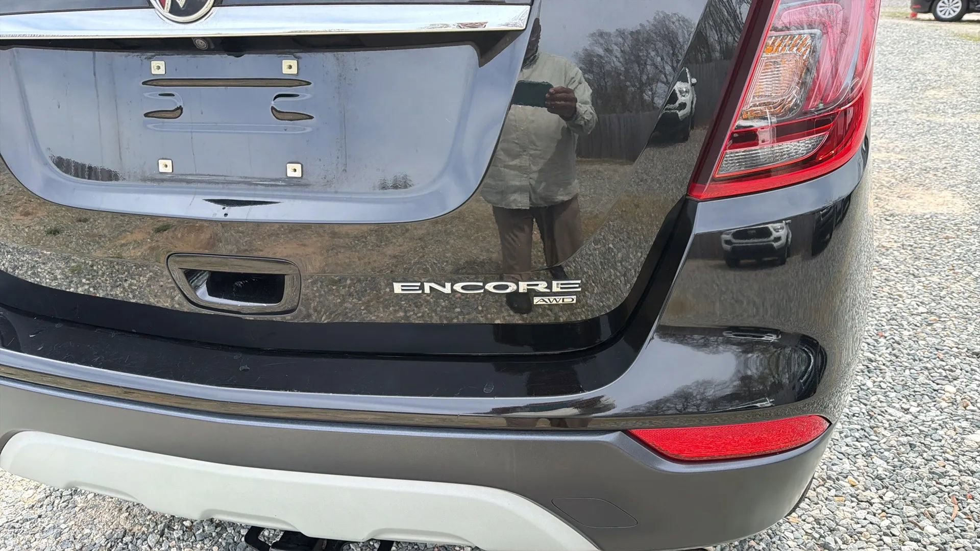 Used 2019 Buick Encore Preferred AWD/4WD image 12