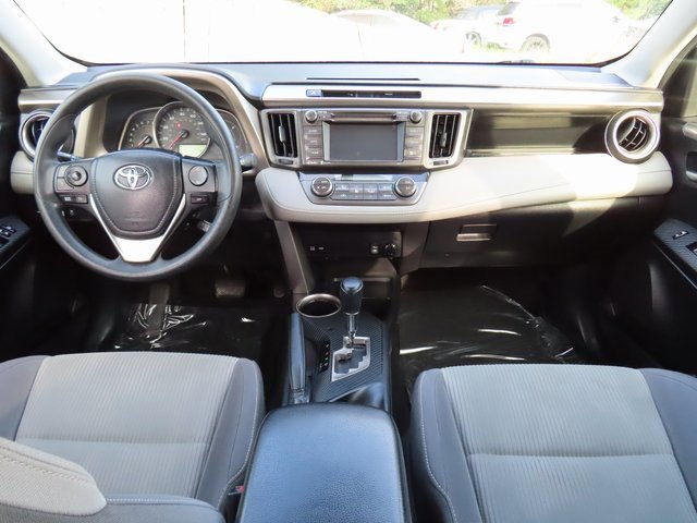 Used 2015 Toyota RAV4 XLE image 5