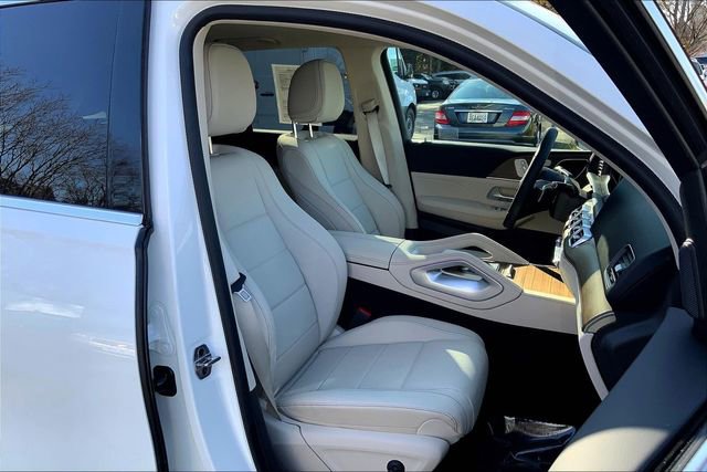 Used 2025 Mercedes-Benz GLE 350 4MATIC image 7
