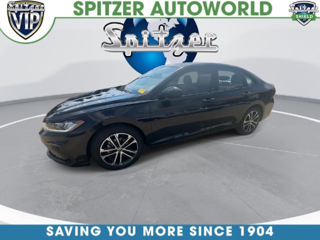 Used 2025 Volkswagen Jetta Sport FWD image 9