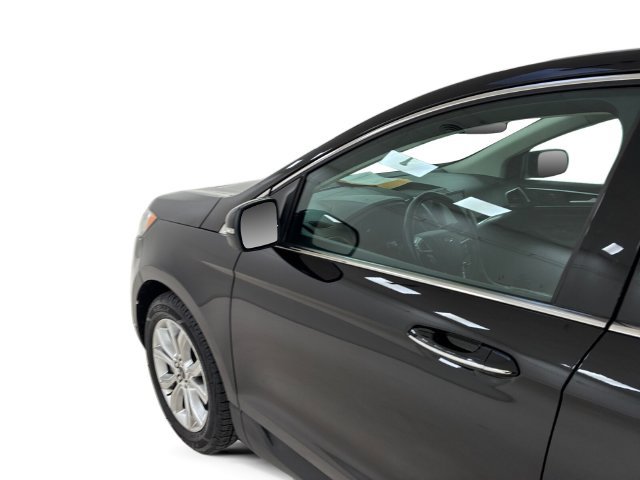 Used 2024 Ford Edge Titanium AWD/4WD image 10