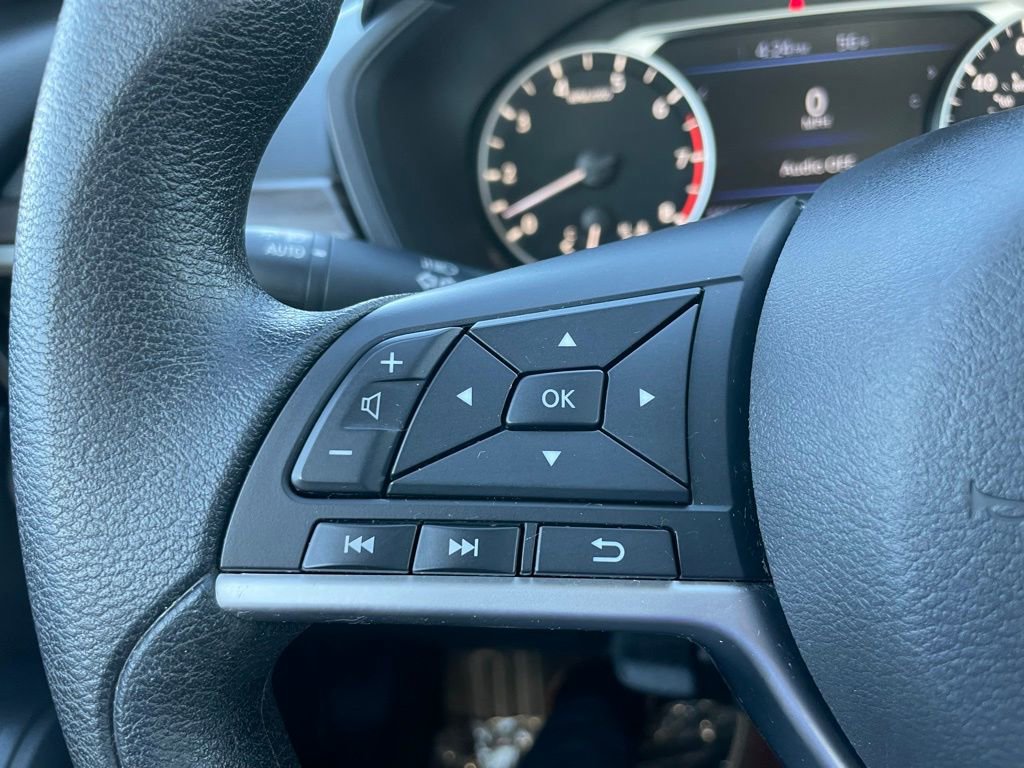 Used 2024 Nissan Altima 2.5 SV image 21