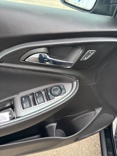 Used 2024 Chevrolet Malibu LT FWD image 12