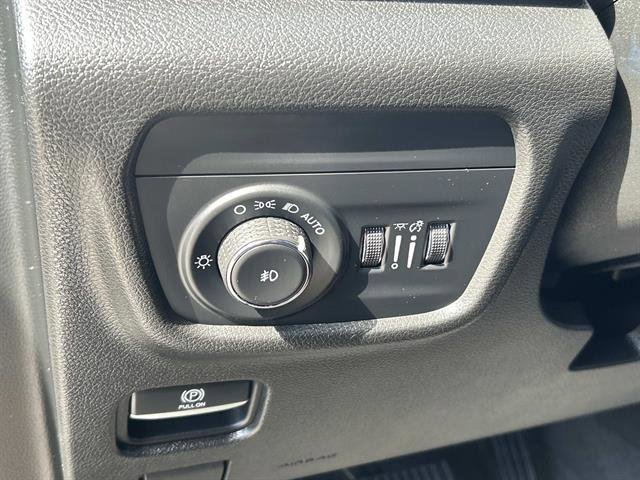 Used 2022 Jeep Grand Cherokee L Limited image 23