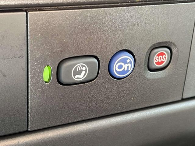 Used 2022 Chevrolet Express 2500 w/ Driver Convenience Package image 19