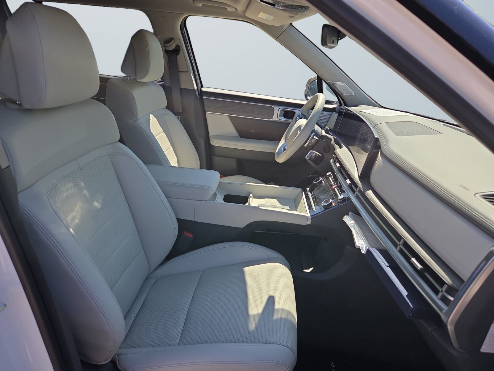 Certified 2026 Hyundai Santa Fe Limited AWD/4WD image 18
