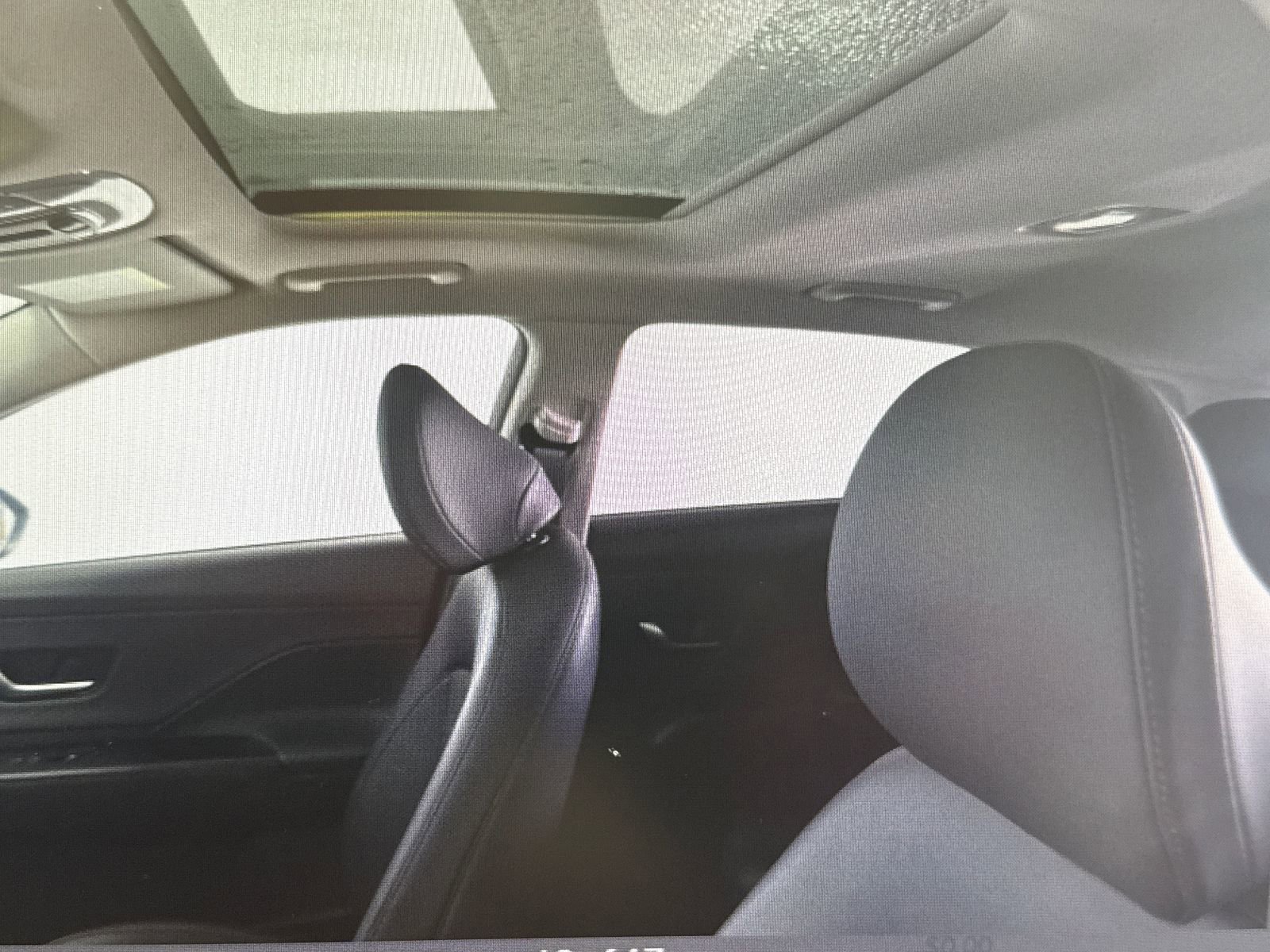 Used 2025 Hyundai Kona Limited FWD image 8