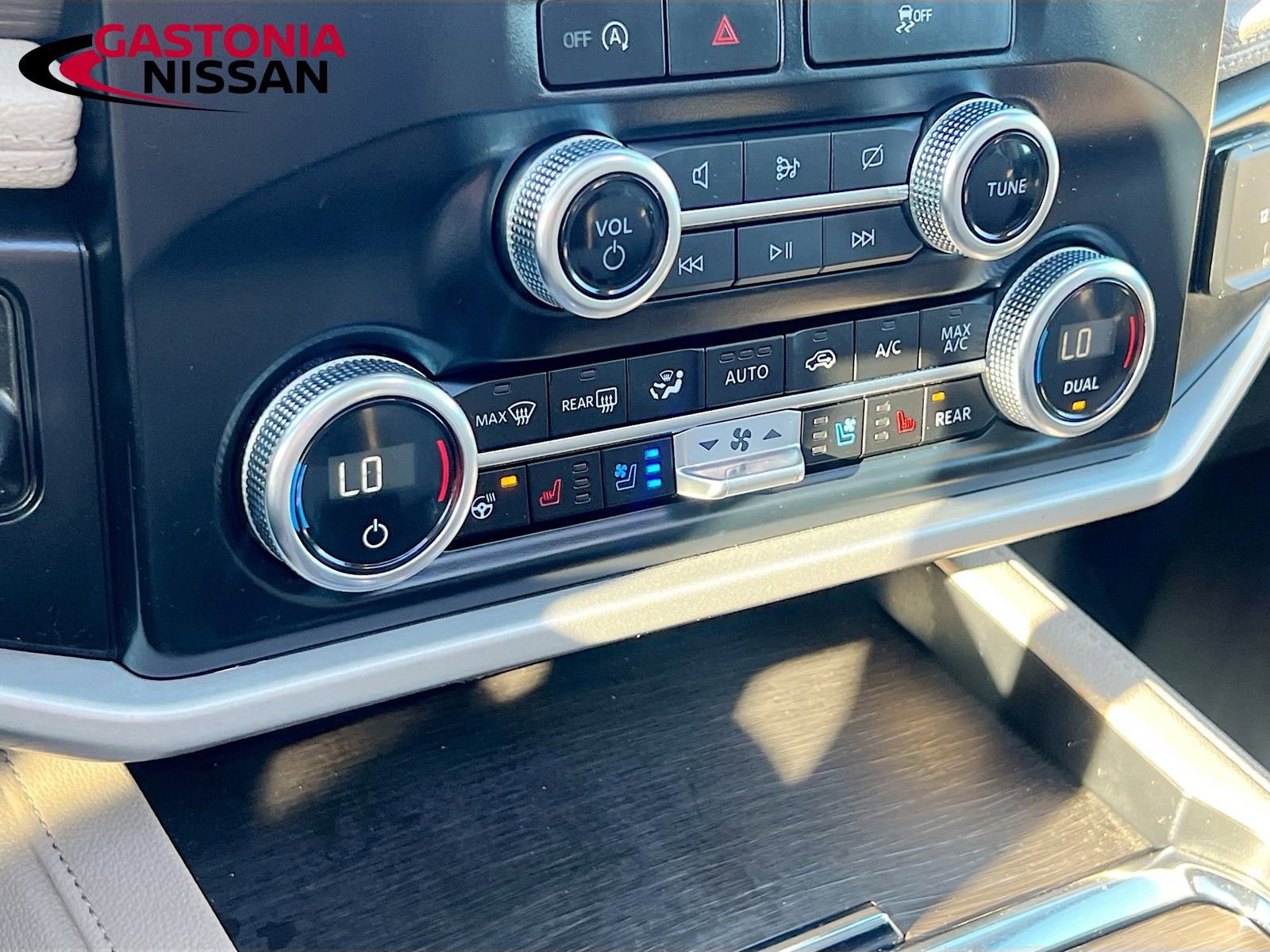 Used 2024 Ford Expedition Max Limited image 21