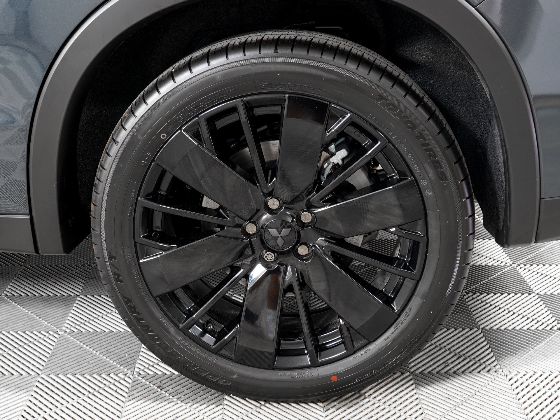 New 2026 Mitsubishi Outlander LE FWD image 22