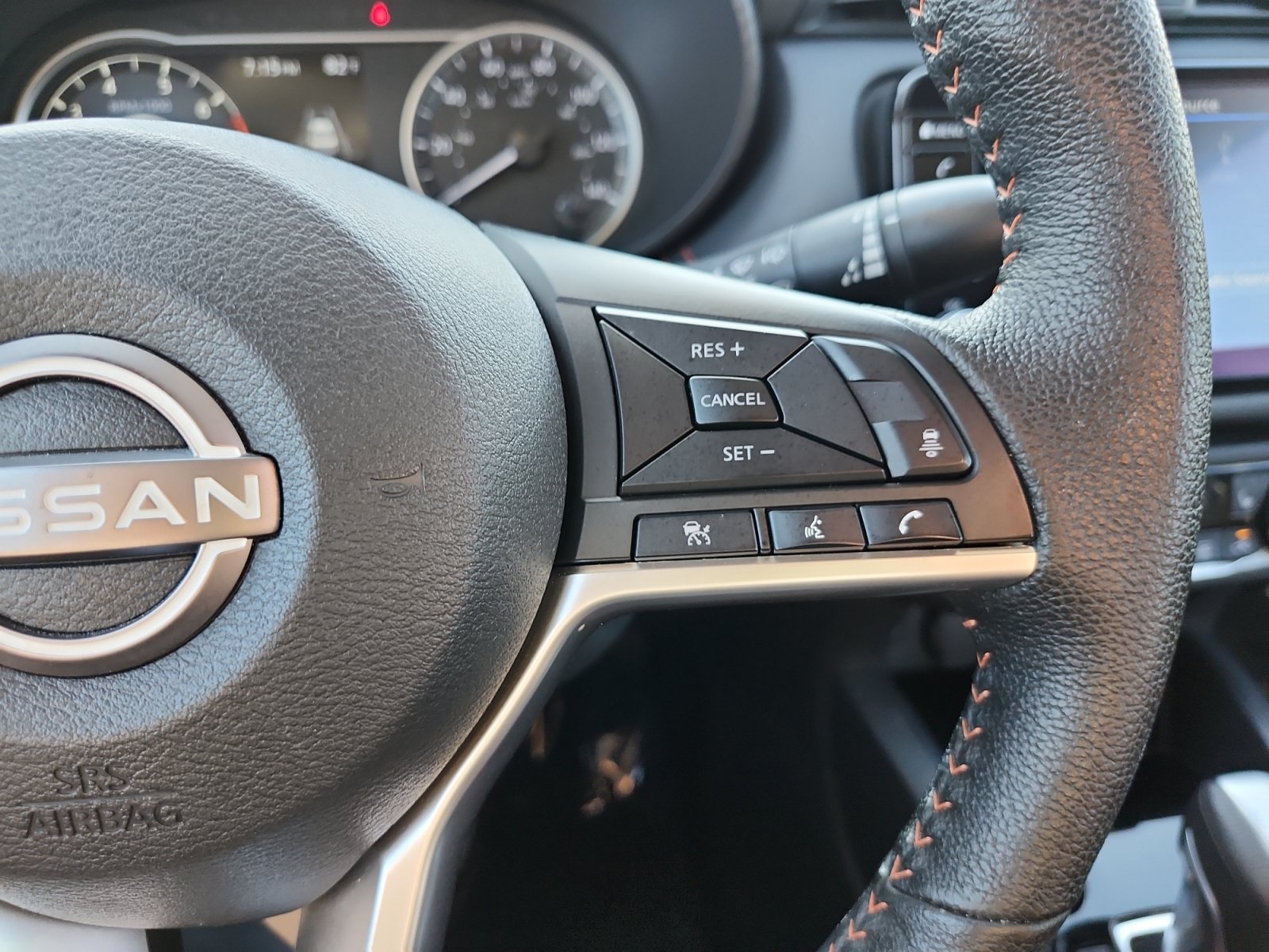 Used 2025 Nissan Versa SR w/ Trunk Package FWD image 22