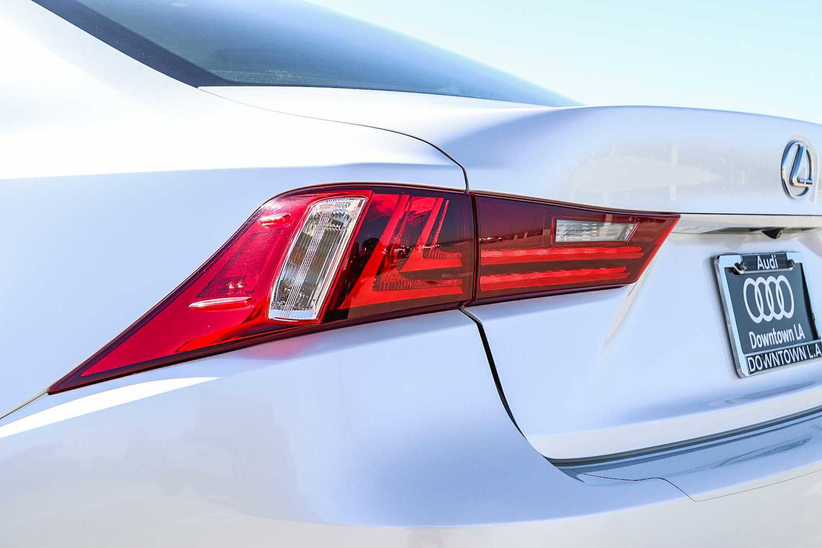 Used 2016 Lexus IS 200t image 12