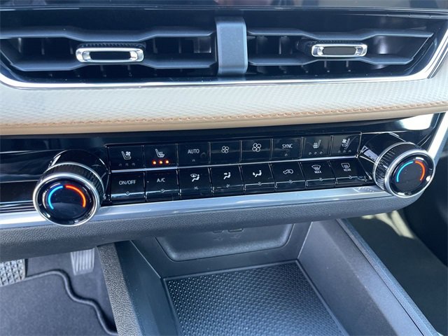 New 2026 Chevrolet Equinox ACTIV w/ Convenience Package III image 19