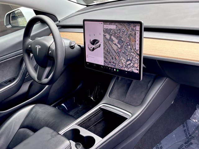Used 2021 Tesla Model 3 Standard Range Plus RWD image 26