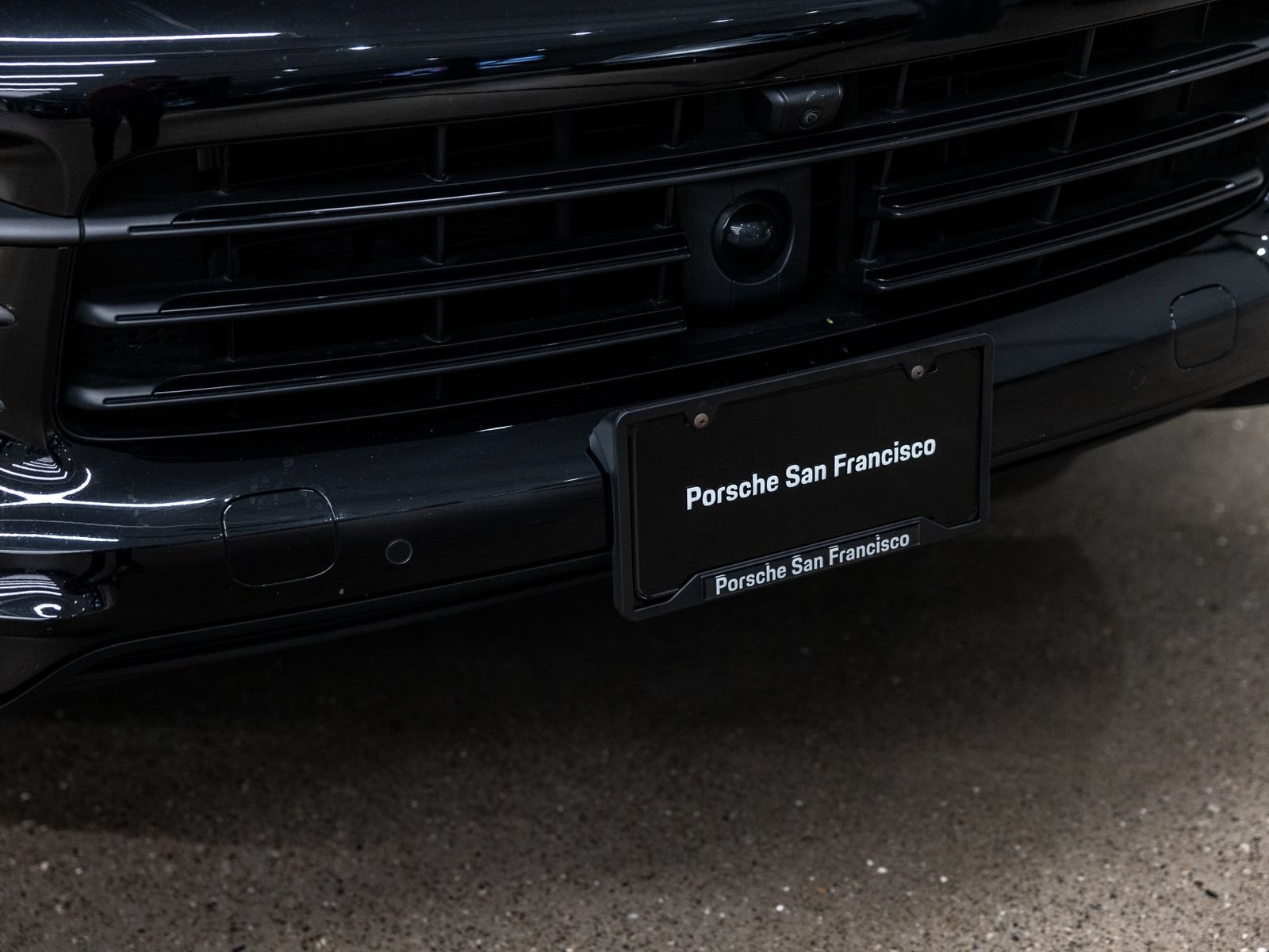 Certified 2023 Porsche Cayenne AWD/4WD image 16
