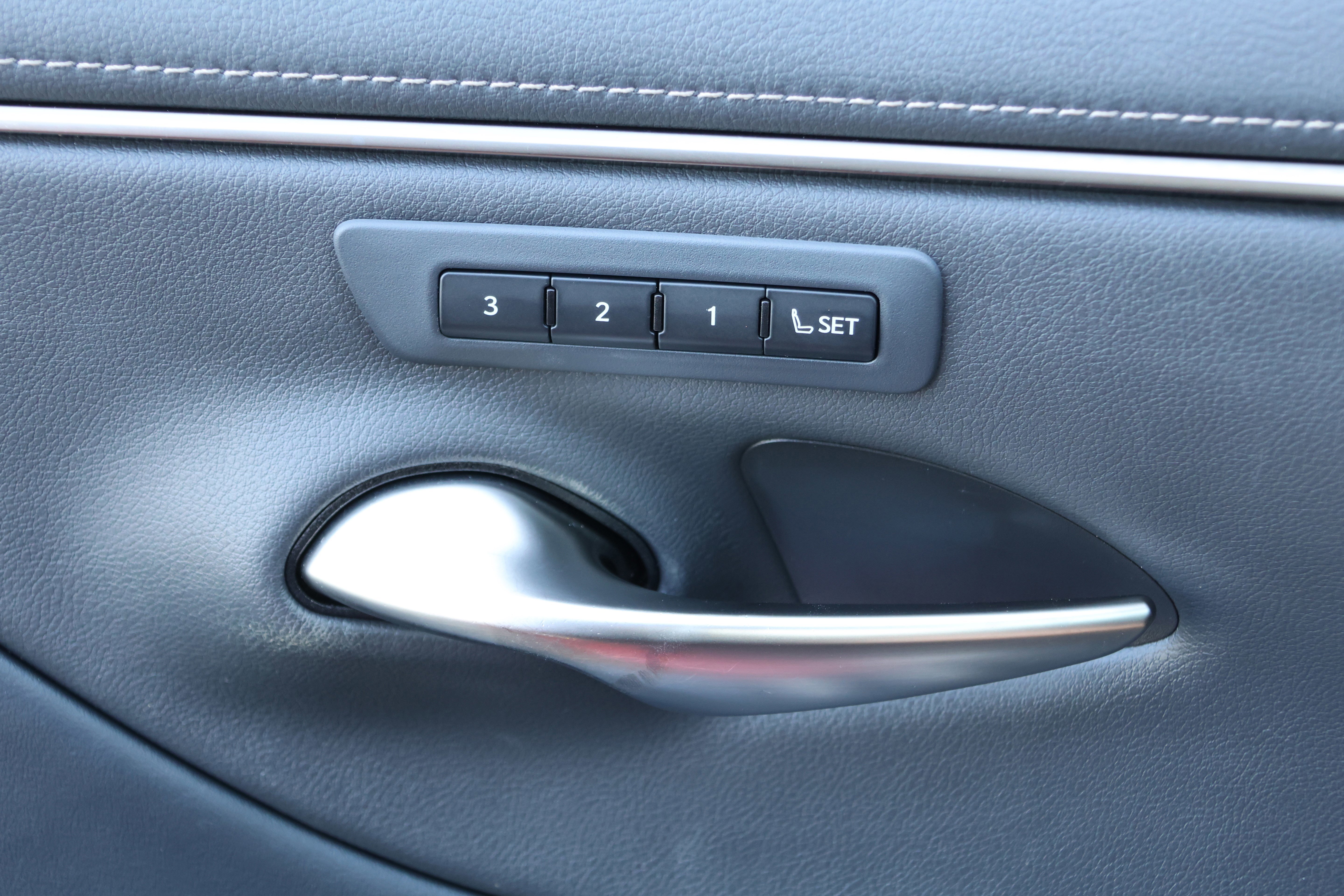 Used 2021 Lexus ES 350 F Sport w/ Accessory Package 2 FWD image 13
