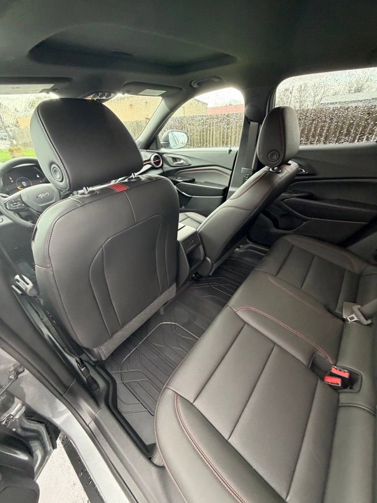 New 2026 Chevrolet Trax RS w/ Sunroof Package image 11