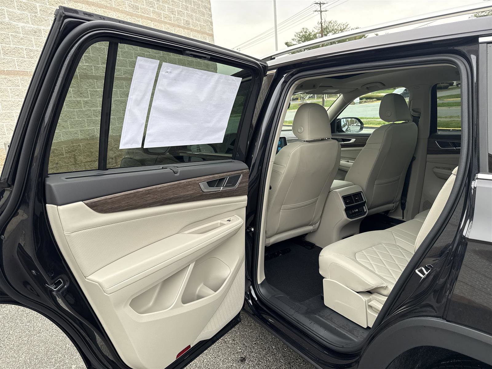 New 2025 Volkswagen Atlas SEL Premium R-Line image 26