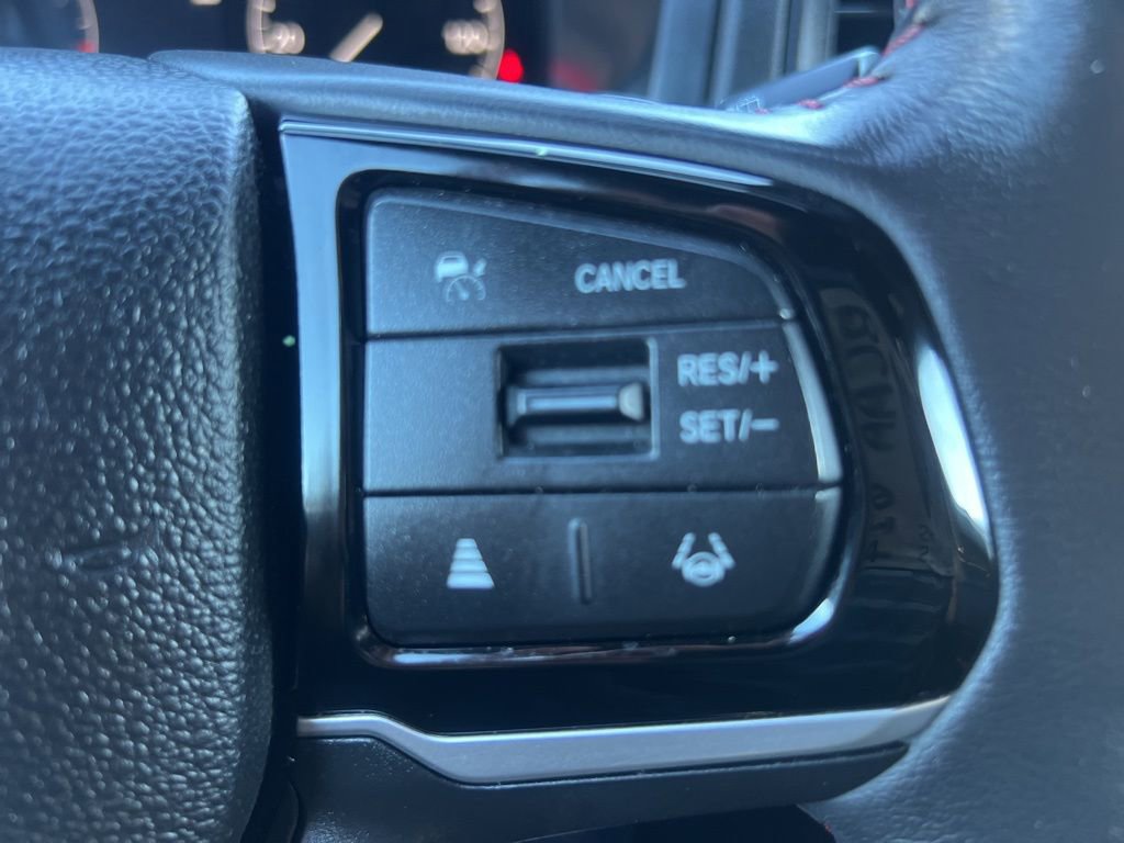 Used 2025 Honda Odyssey Sport-L image 45