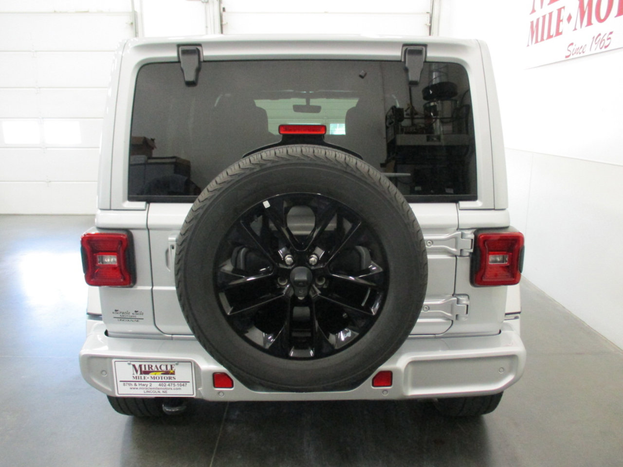 Used 2022 Jeep Wrangler Unlimited Sahara image 5