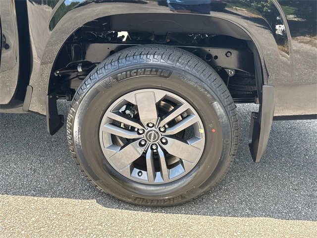 New 2025 Nissan Frontier SV image 13