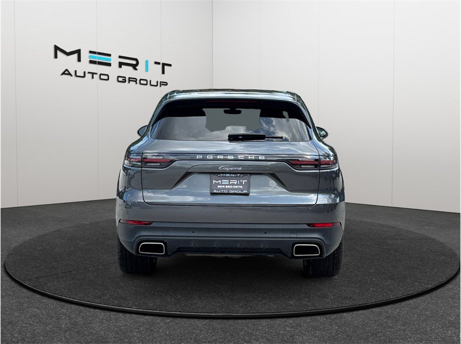 Used 2022 Porsche Cayenne AWD/4WD image 8