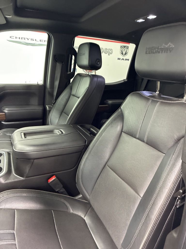 Used 2021 Chevrolet Silverado 1500 High Country w/ Technology Package image 10