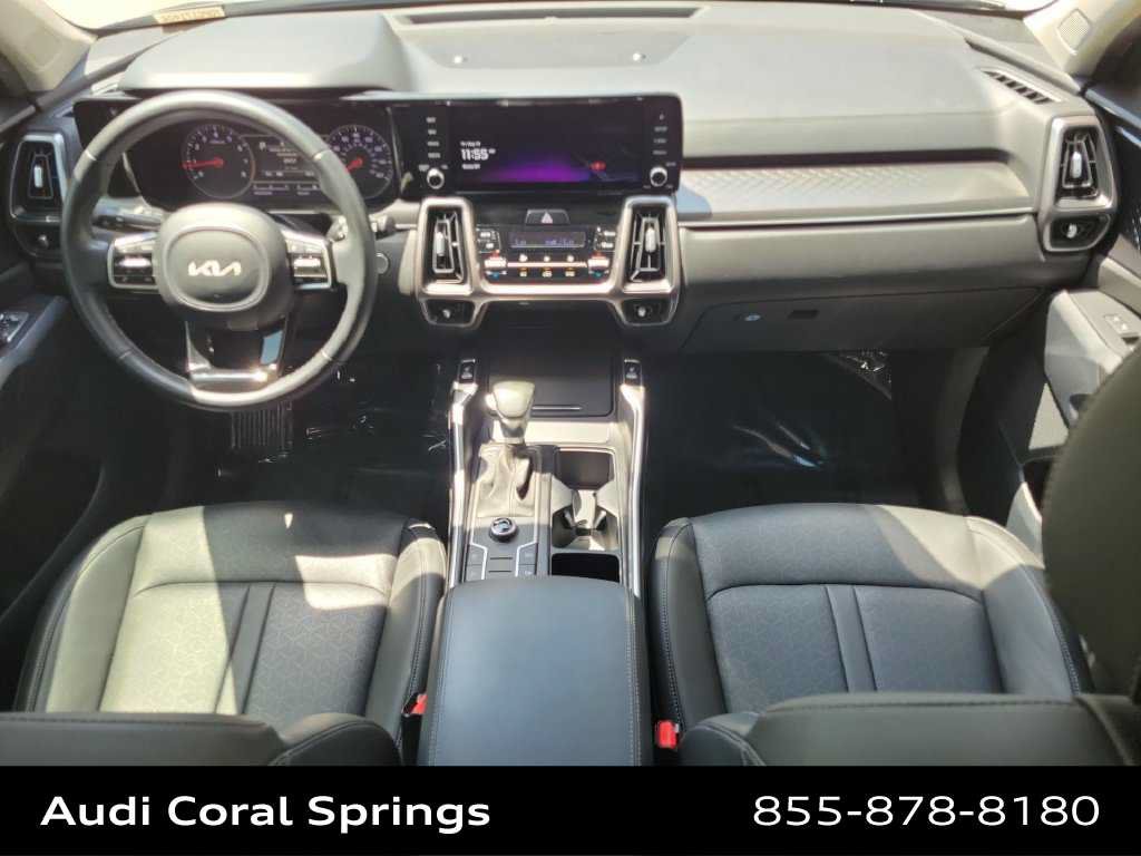 Used 2023 Kia Sorento S w/ Panoramic Sunroof Package FWD image 18