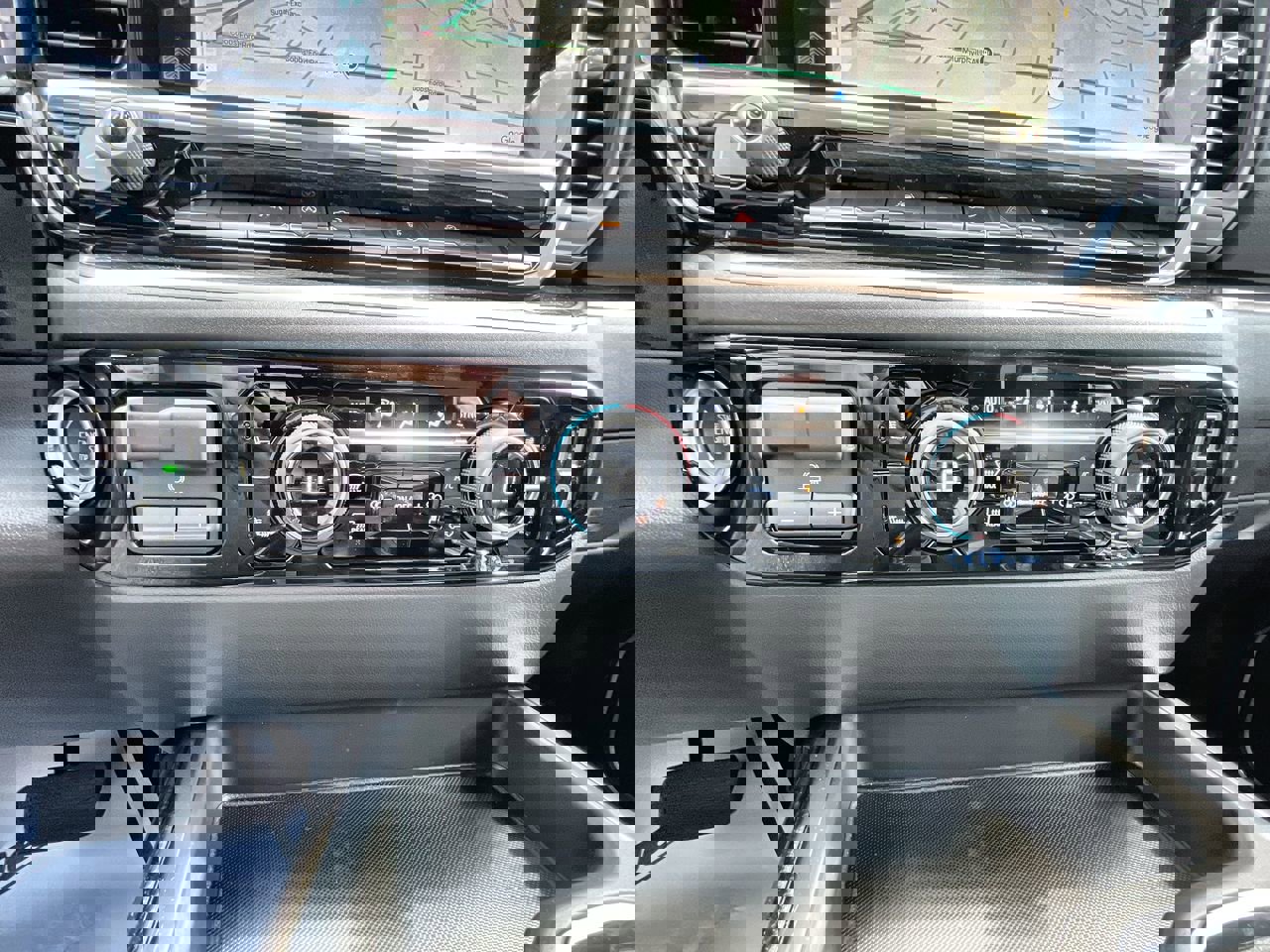 New 2025 Chevrolet Silverado 1500 RST image 18