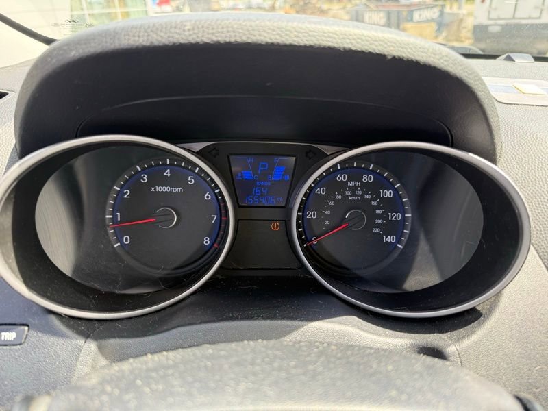 Used 2012 Hyundai Tucson GLS FWD image 11
