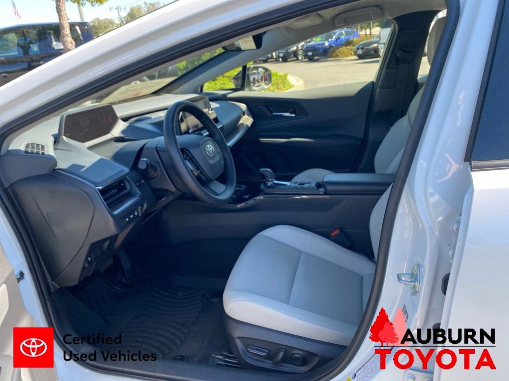 Certified 2026 Toyota Prius XLE AWD/4WD image 30