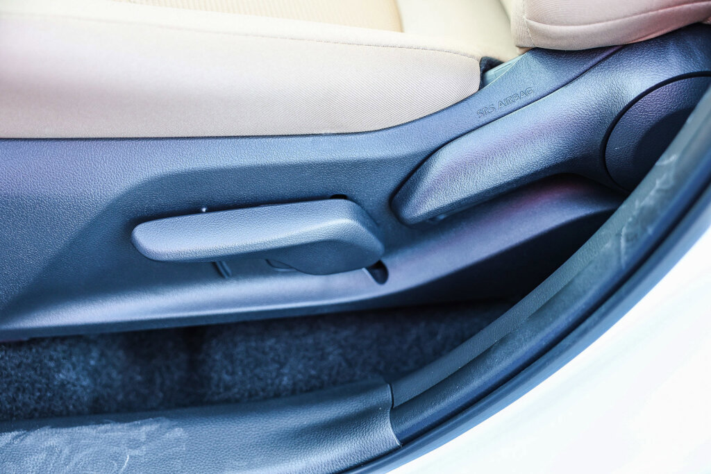 Certified 2025 Toyota RAV4 LE image 11